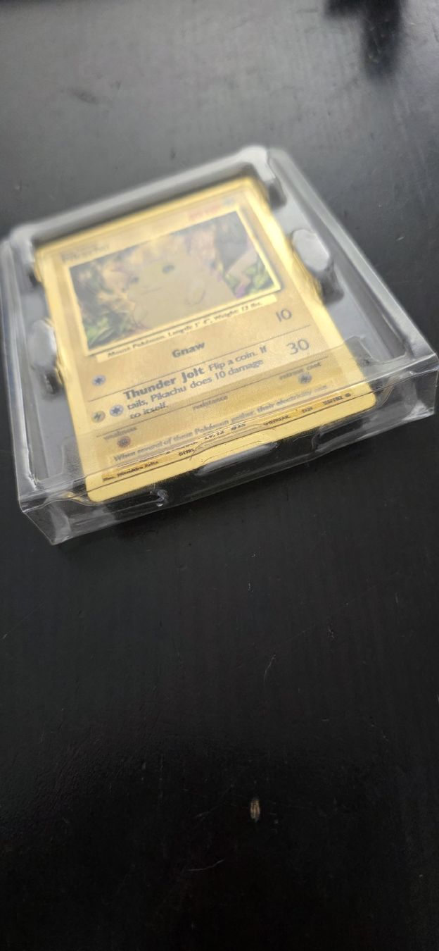 Pokémon Sammelbilder & Trading cards: Pikachu Celebrations metal card, unopened  – Neu und originalverpackt aus Oberentfelden von kerea2001 2