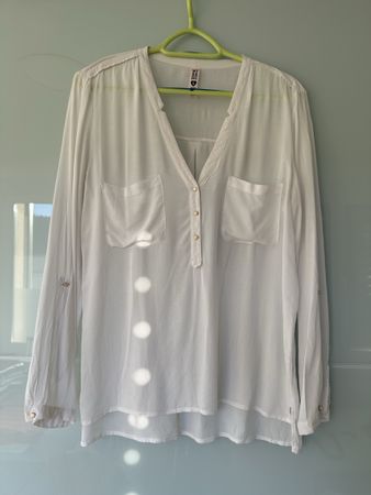 Chemisier blanc léger et élégant - Taille 38/40