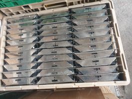 lenzlinger Kabeleinführung 200x200 Edelstahl für Doppelboden