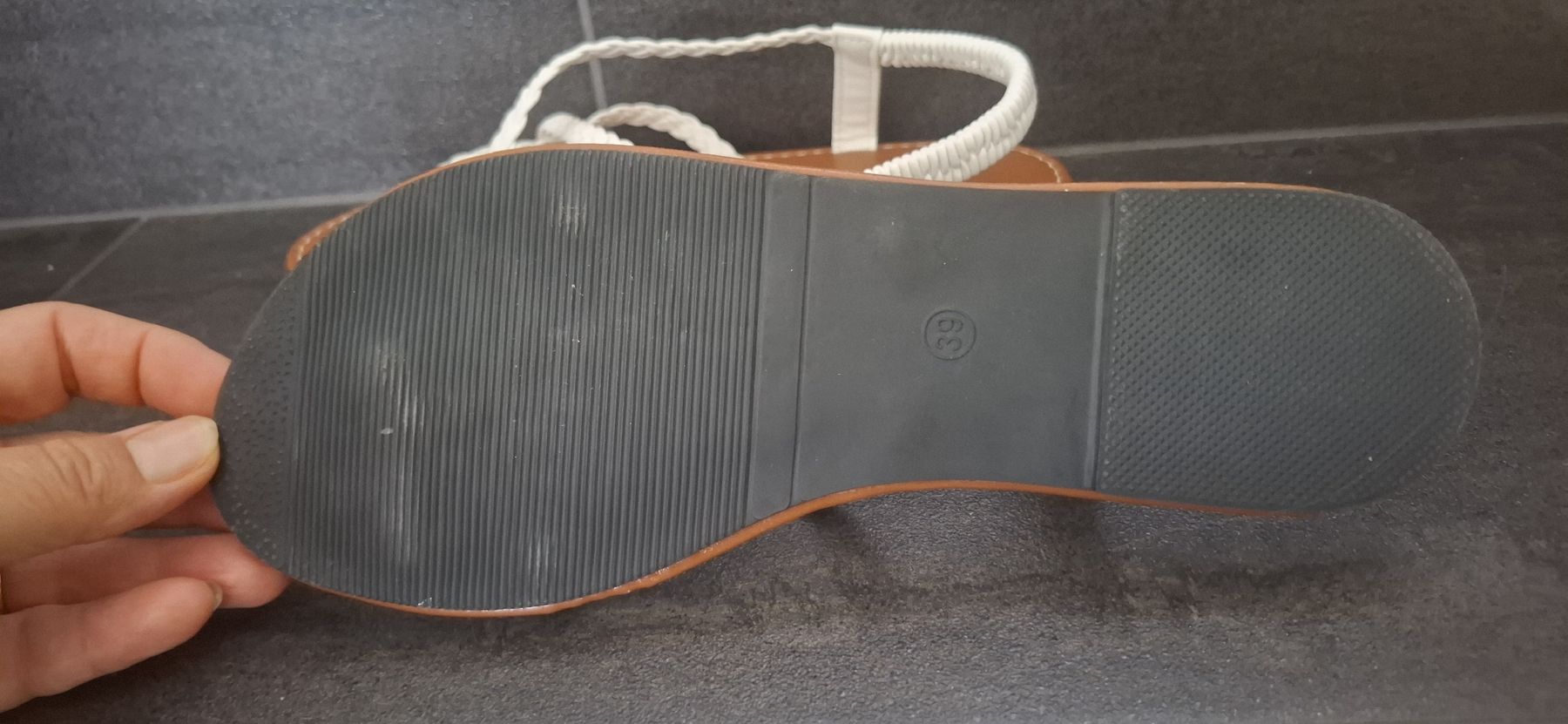 Scarpe da donna: Neue Sandalen,  Gr. 39 – Nuovo (secondo la descrizione) da Igis venduto da Tiggers1 2