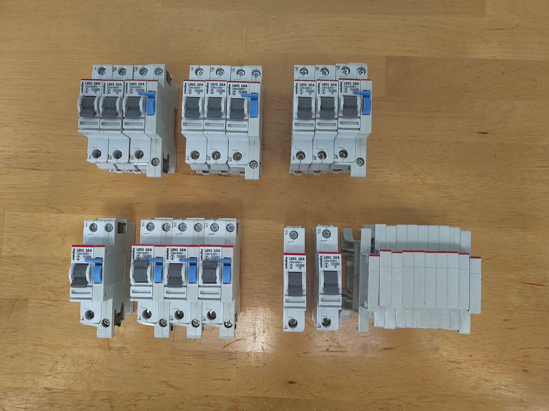 ABB Alimentazione elettrica: ABB Leitungsschutzschalter LSV1 – Usato da Emmenbrücke venduto da BlSi