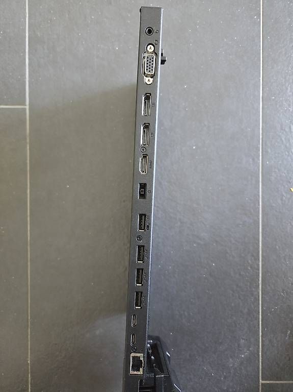Lenovo Dockingstation: Lenovo ThinkPad Docking station – Gebraucht aus Bern von deb_t8fl 1
