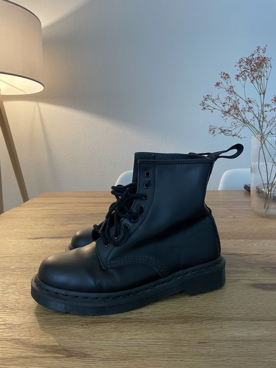 doc martens mono