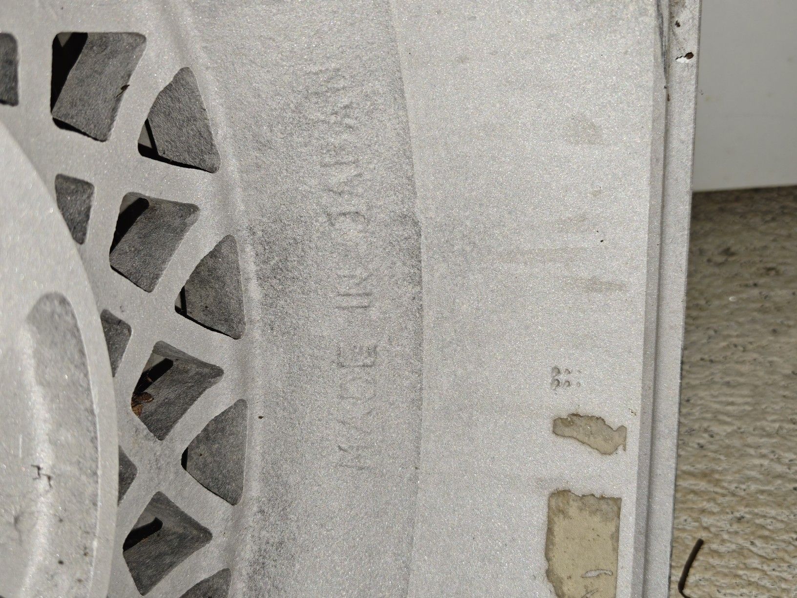 Cerchioni: Bridgestone Zona mesh 3 Felgen – Usato da Saland venduto da rem_67dc 2