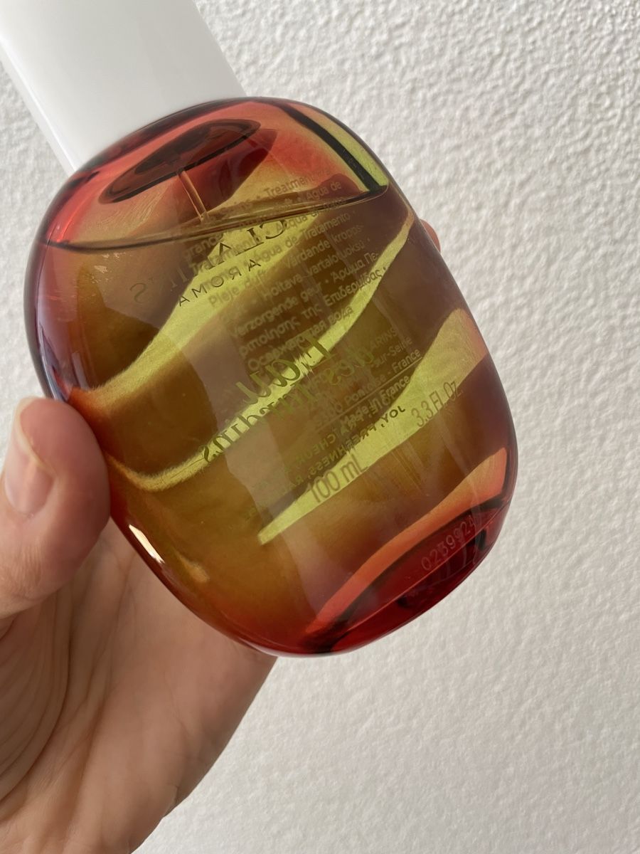 Clarins Parfums & Eau de Toilette: Eau de parfume – D'occasion à Lausanne par fashionistagirlie 1