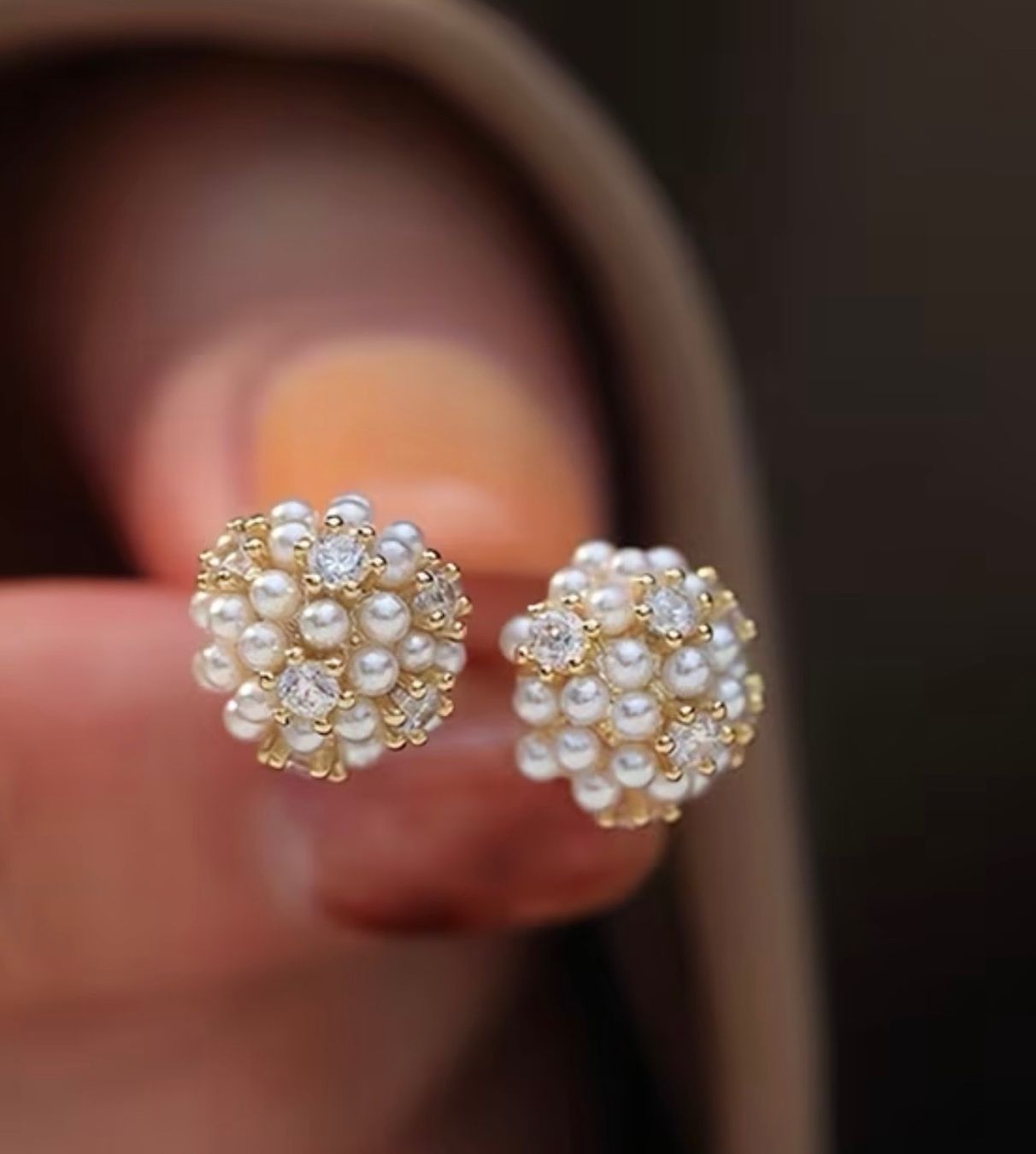 Ohrringe & -stecker: Vieux clous d’oreilles plaqués or petites perles neuves – Neu (gemäss Beschreibung) aus Kloten von Vermicelles 1