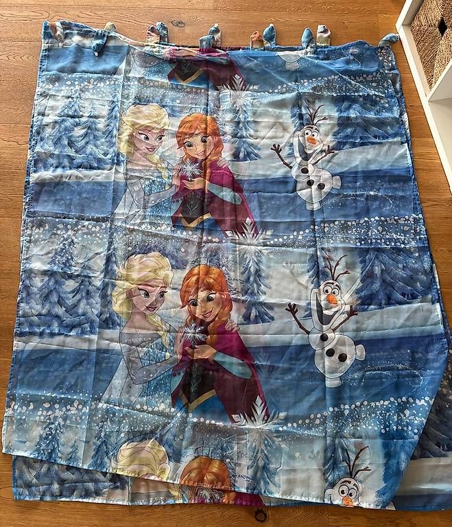Tende: 2 Eiskönigin Elsa & Anna Vorhänge – Usato da Worblaufen venduto da derinous 1