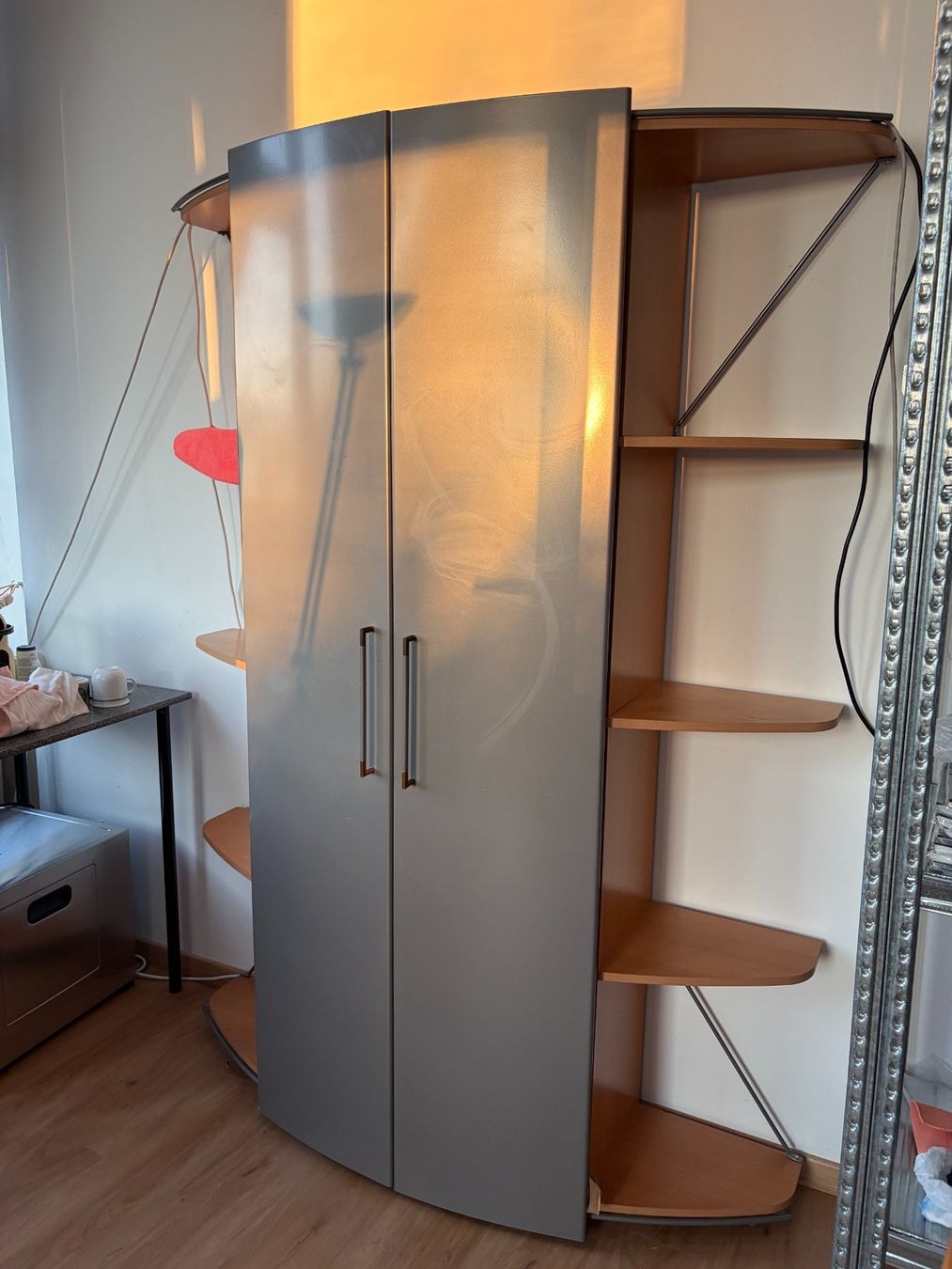 Schränke: Schrank mit Regal, Metall, Holz – Gebraucht aus Au ZH von gon_92g8 1