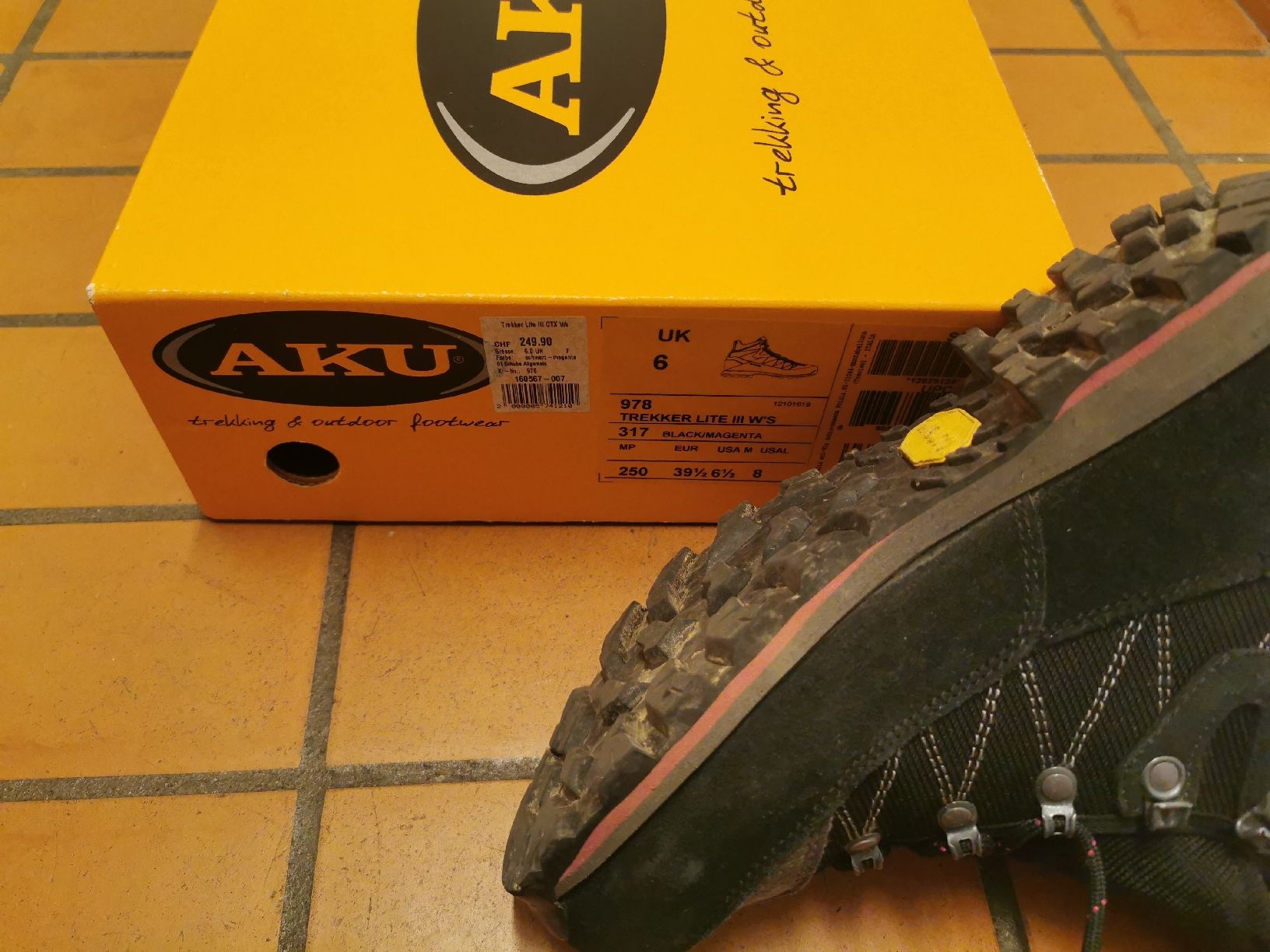 Aku Scarpe da donna: Wanderschuhe Damen Gr. 39.5 von AKU – Usato da Zollikerberg venduto da nicolehuesl 4