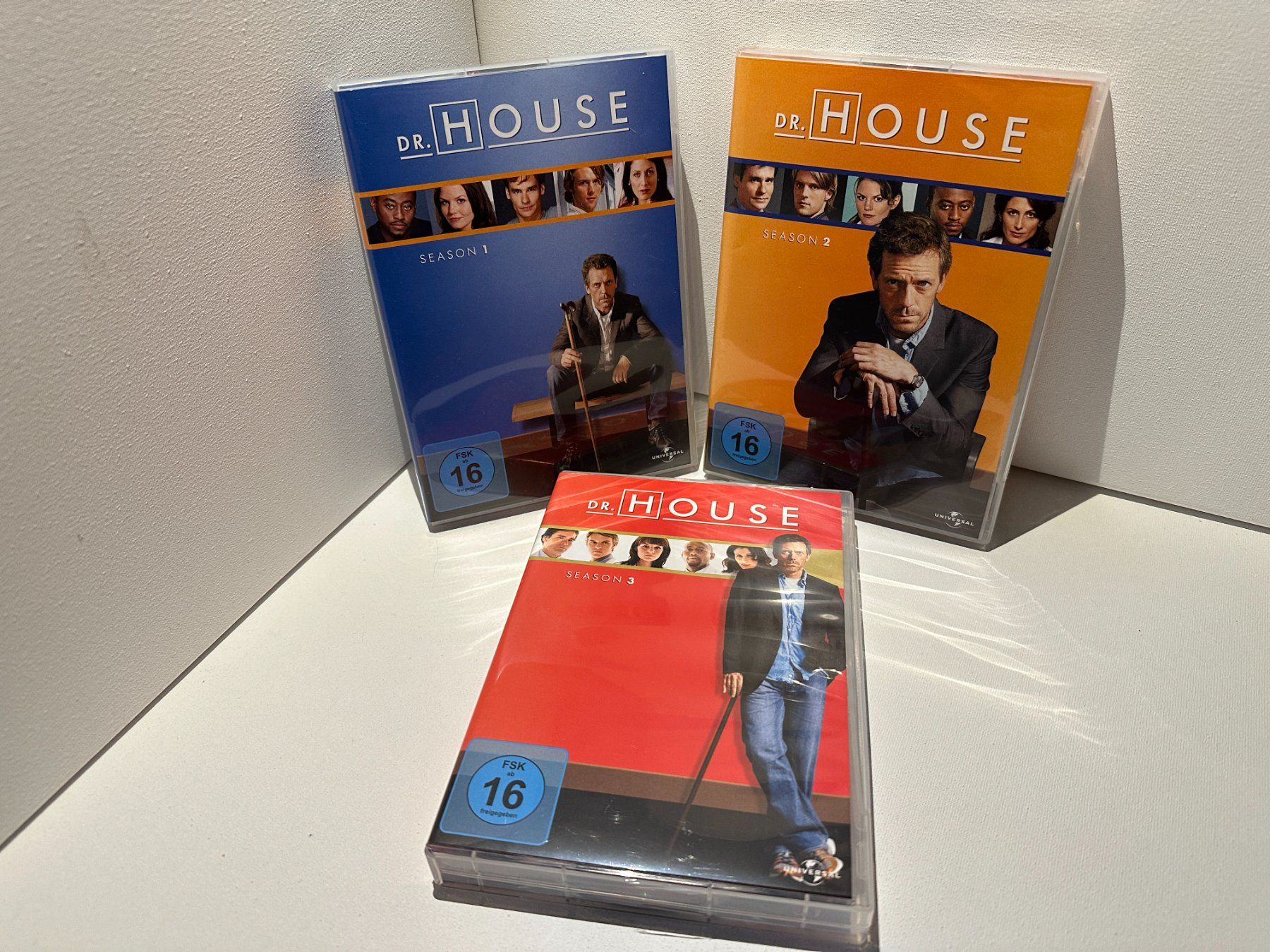 Tutti i DVDs: Dr. House Staffeln 1 - 3 – Usato da Seewen SO venduto da DVD-Movie-Fan 1