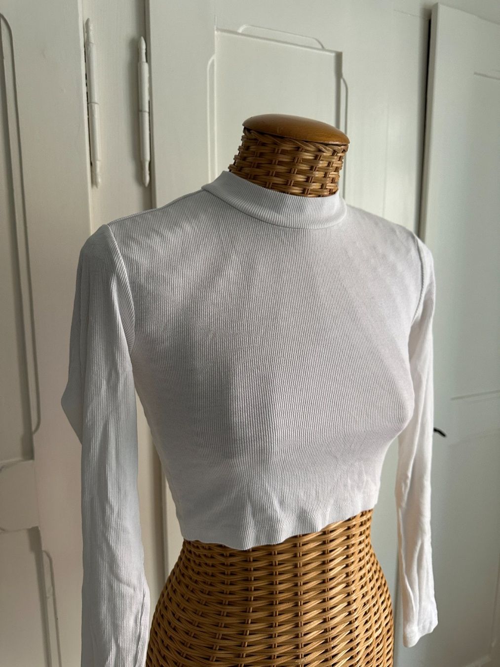 T-shirt: EVEN & ODD - cropped Langarmshirt weiss XS – Usato da Zürich venduto da Diazaio 1