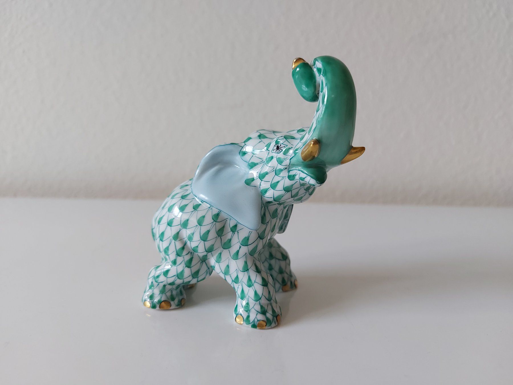 Herend Statuette: Herend  Hungary  Porzellan  Elefant  fishnet grün – Nuovo (secondo la descrizione) da Zürich venduto da Daniel517 8