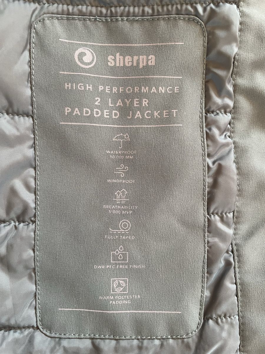 Sherpa Giacche: Sherpa Winterjacke / Parka – Nuovo (secondo la descrizione) da Aarwangen venduto da erd_ngx8 5