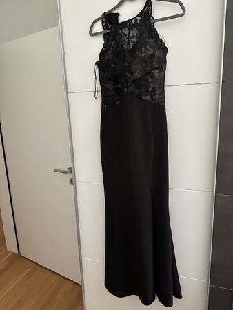 Schickes, schwarzes Abendkleid mit Spitze, Grösse 38