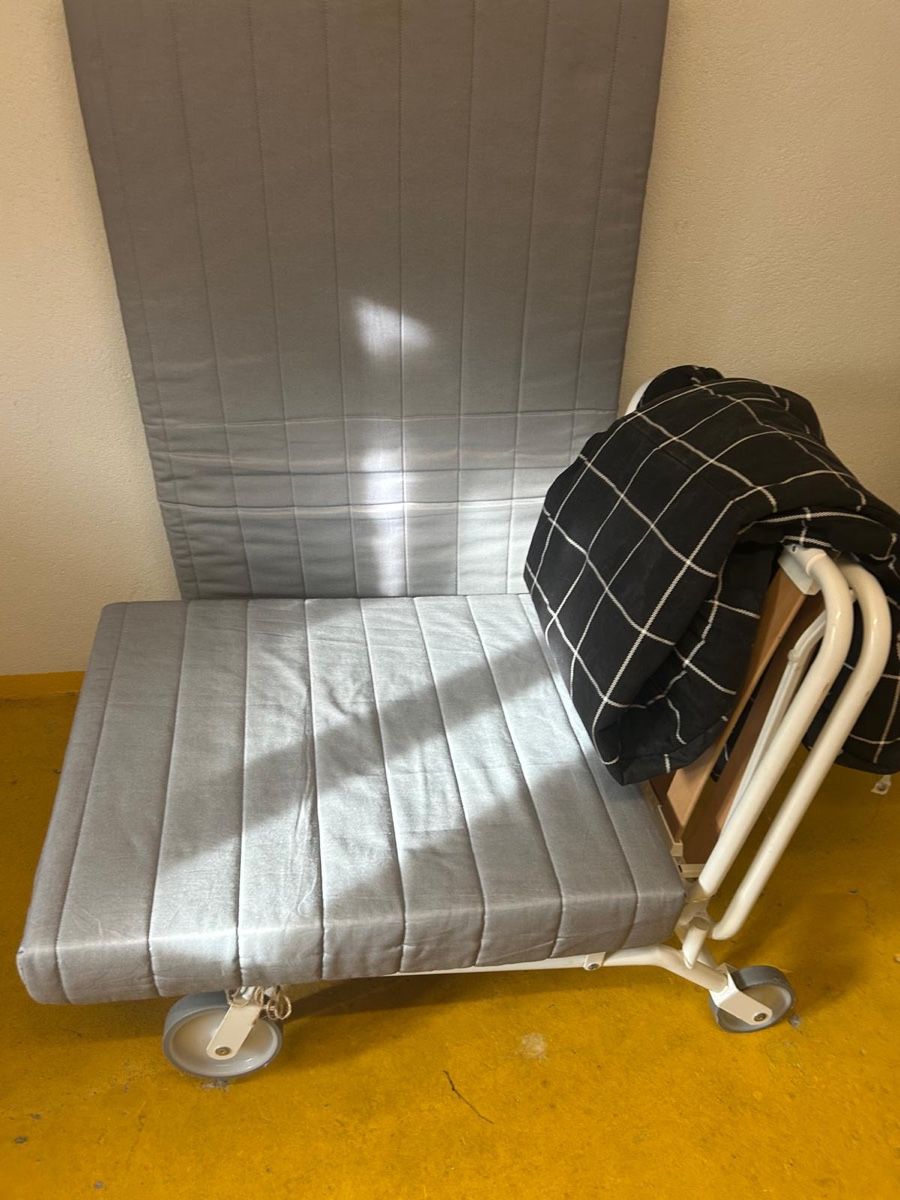 Ikea Fauteuils: Sessel Bett v. Ikea – D'occasion à Döttingen par eve_2tql