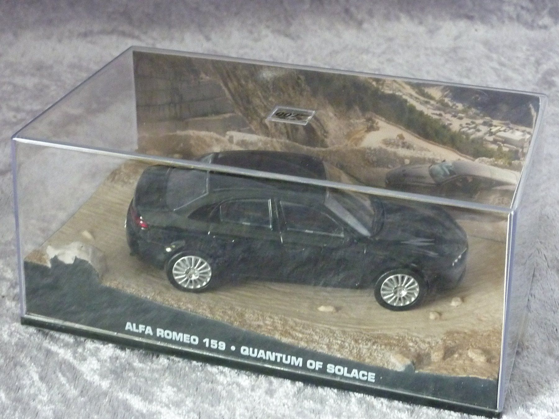 Alfa Romeo Modellini d'auto: Alfa Romeo 159 James Bond  1:43 – Nuovo (secondo la descrizione) da Dürrenäsch venduto da modellautos4you 3