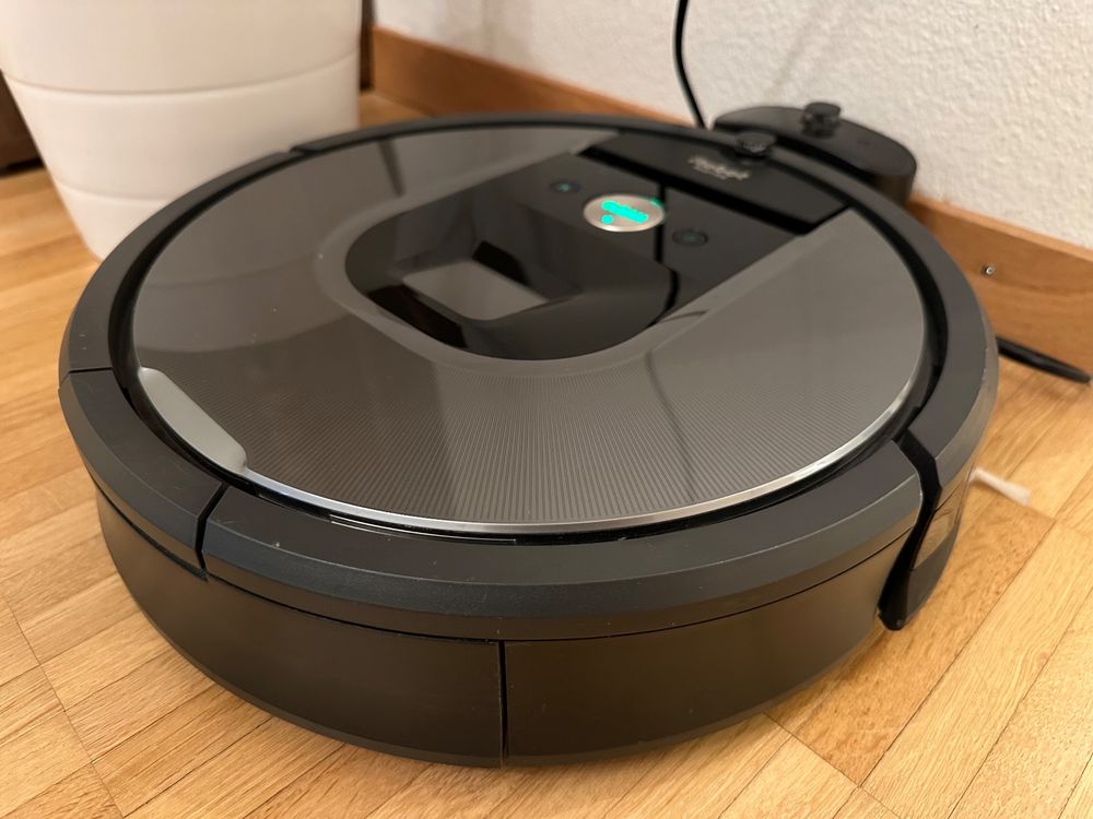 iRobot Roomba 960 Saugroboter (Gebraucht) in Oberembrach für CHF 119 ...