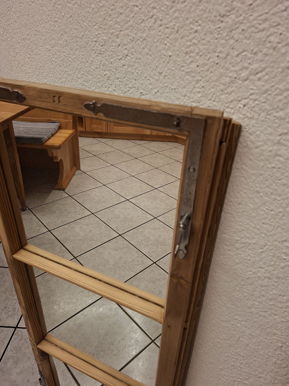 Finestre: Antikes restauriertes Fenster mit Spiegel – Usato da Ganterschwil venduto da HeidiuPeter 2