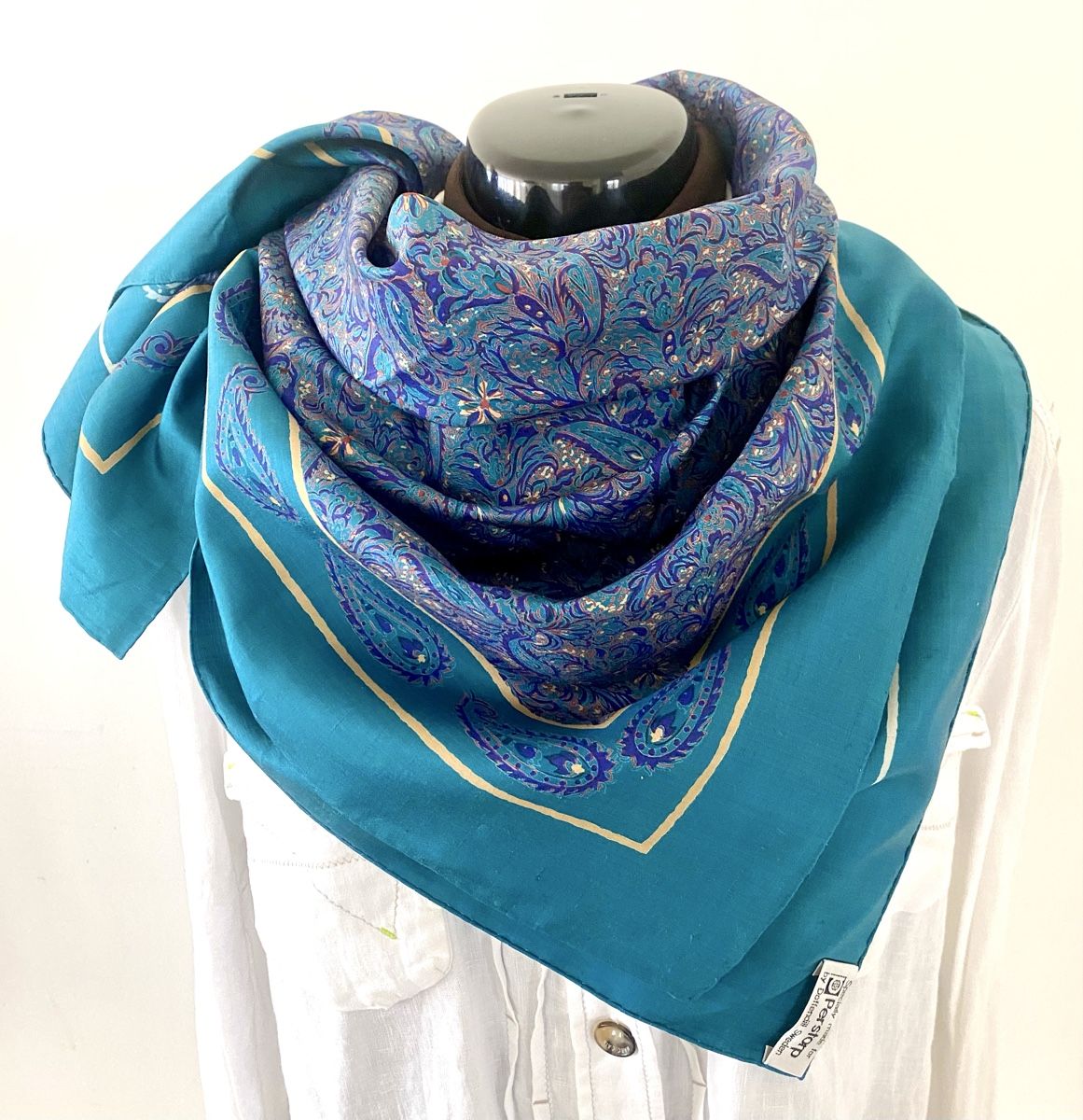 Foulard & Sciarpe: Edler Seidenschal mit Paisley-Muster – Usato da Jona venduto da Flamingoo