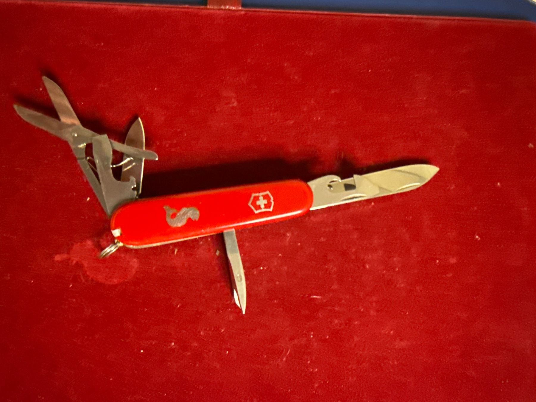 Victorinox Taschenmesser: Victorinox Sackmesser – Gebraucht aus Pfeffingen von Allhandelklgwatches 3