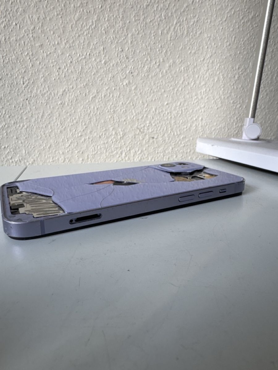 Apple Telefoni cellulari / Smartphones: iPhone 12 Cassé  – Difettoso da Nyon venduto da piv_5qhc 4