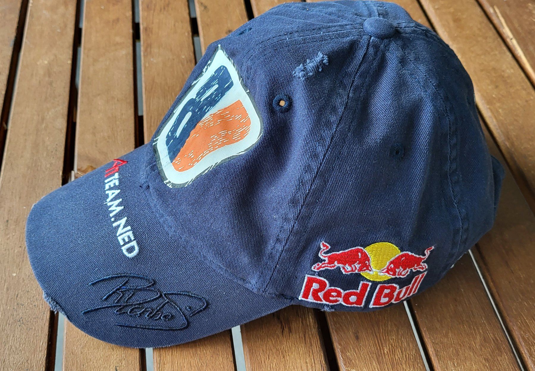 Copricapi, berretti & cappellini: Red Bull Team Ned. Cap – Usato da Unterseen venduto da rej_lnk9 1