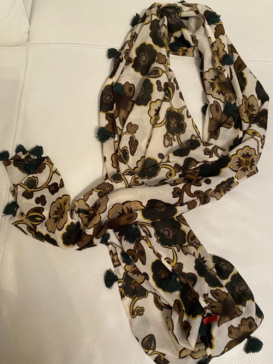 Esprit Foulards, Tücher & Schals: Esprit Schal 🌸 – Gebraucht aus Opfikon von Luis144 3