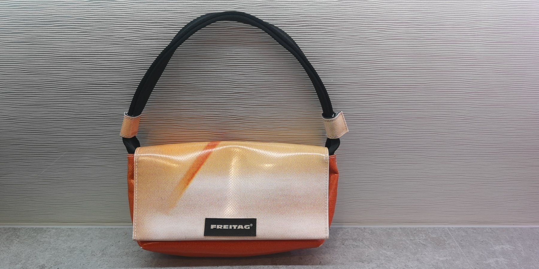 FREITAG Handtasche LAURA F71 (Nuovo (secondo la descrizione)) a