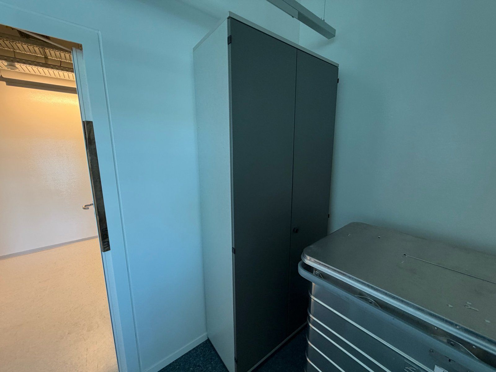 Armoires: 5 Schränke – D'occasion à Zürich par PIPM_Switzerland 6