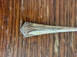 Silberbesteck mit Musterung
