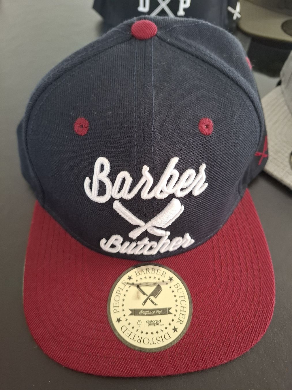 Hüte, Mützen & Caps: Kappen Set 4 Stk. Barber Butcher Snapback neu – Neu (gemäss Beschreibung) aus Wangen SZ von Mschatz 2