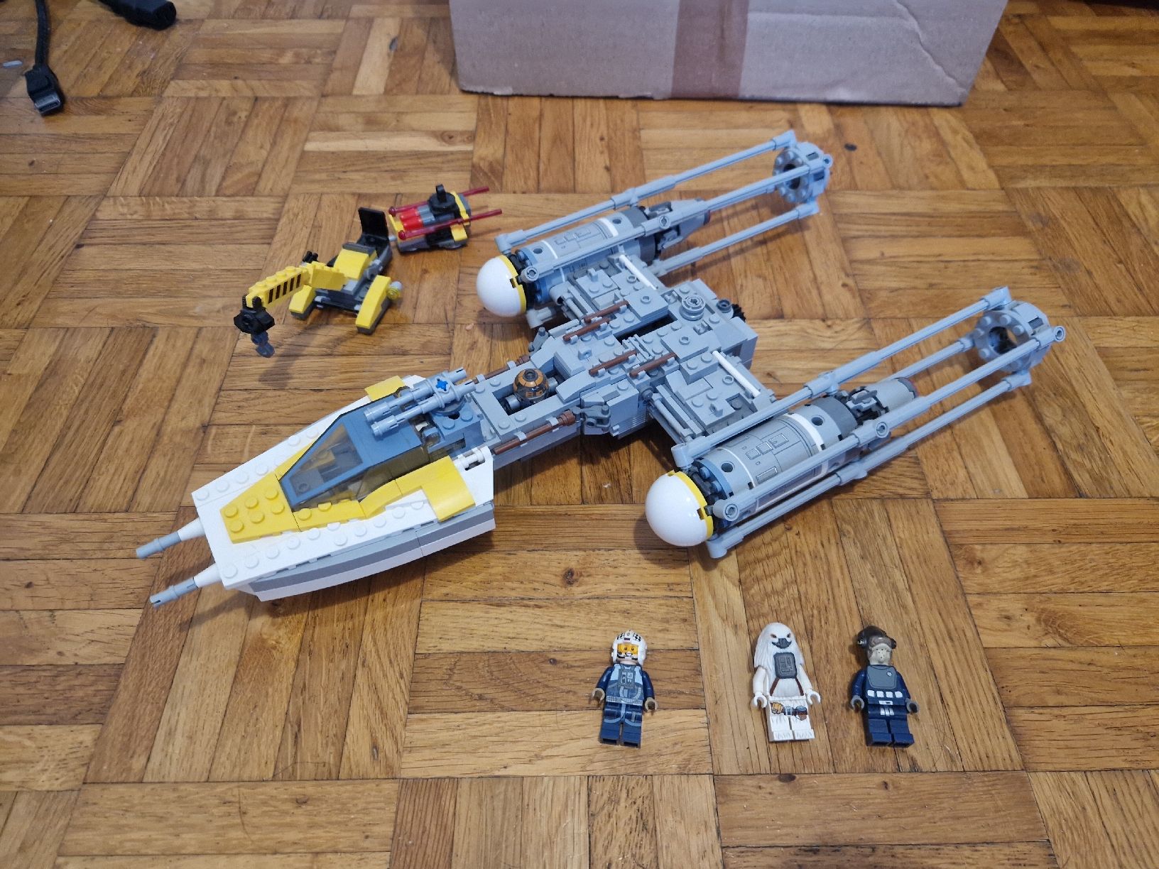 Lego Kit di costruzioni: Lego Star Wars 75172 Y-Wing – Usato da sierre venduto da Sikair 1