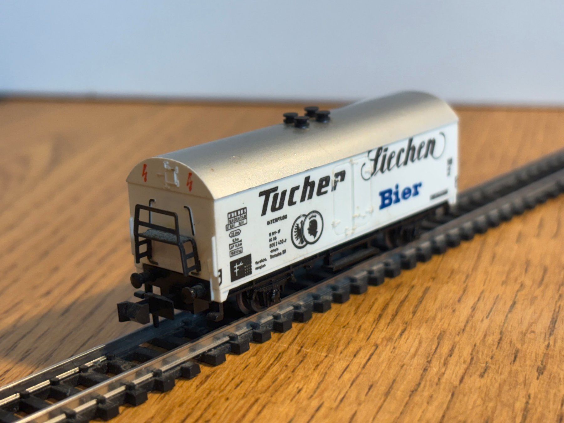 Modellini di ferrovie: e1646: Bierwagen (Spur N) – Usato da Birsfelden venduto da Birs_25 2