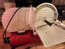 Aufschnittmaschine Ohmex Lusso 22 GL, Top Zustand, Rot! (52)