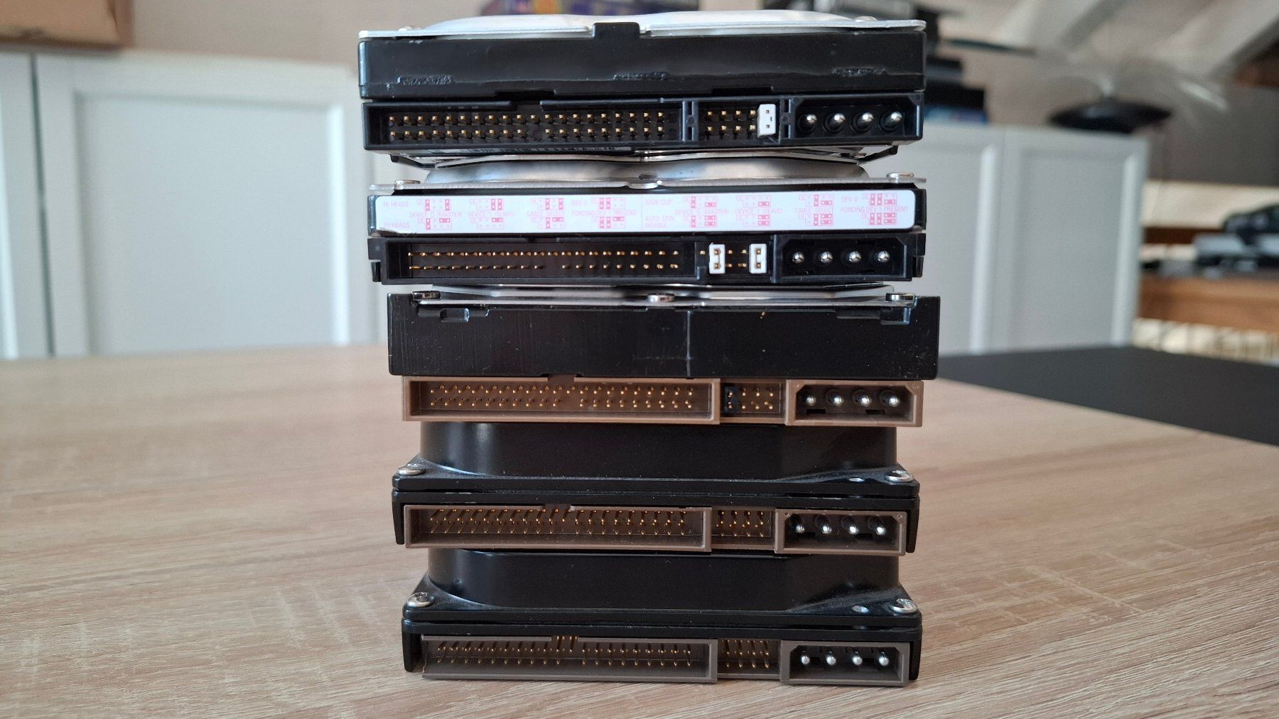Dischi rigidi: 5 x IDE Harddisks – Usato da Lützelflüh-Goldb venduto da Procyon7.pk 7