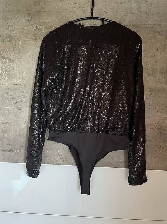 H&M Camicette: Paillettenbody von H & M, Grösse S – Nuovo (secondo la descrizione) da Rüschegg Heubach venduto da sharky81 1