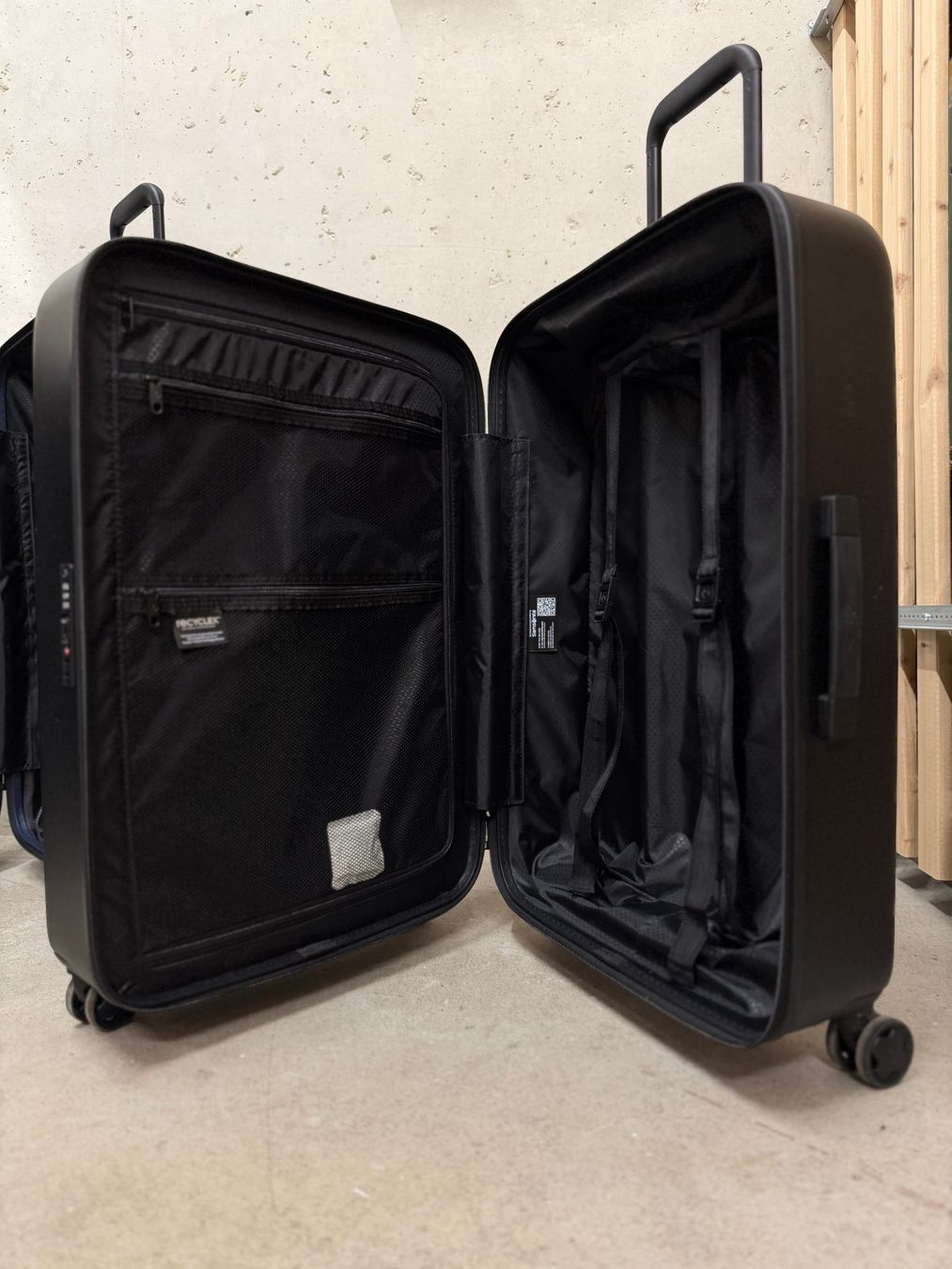 Samsonite Valigie: Samsonite Kofferset Stackd Trolleys: 75cmNavy & 68cmSchwarz – Usato da Läufelfingen venduto da Bini61 3
