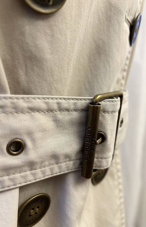 Manteaux: Burberry Trenchcoat 36 – D'occasion à Steffisburg par bhavi 1