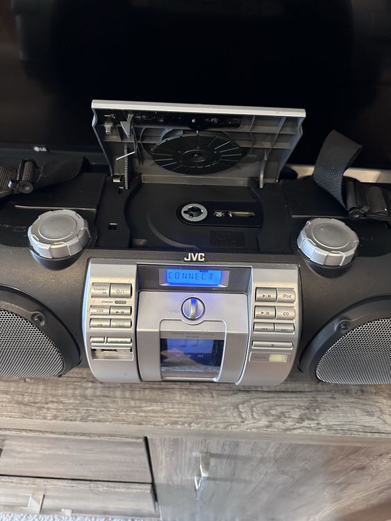 JVC RV-NB50 Boomblaster - CD, usb,Radio, iPod Dock (Gebraucht) in ...