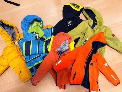 Giacche & Cappotti: Winter/ Herbst Jacken Grössen 98 – Usato da Nussbaumen AG venduto da pabitra05 1