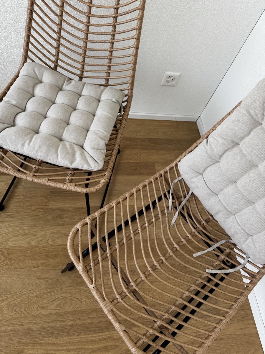 Sedie: Rattanstühle mit Kissen – Usato da Ostermundigen venduto da ali_cds7 2