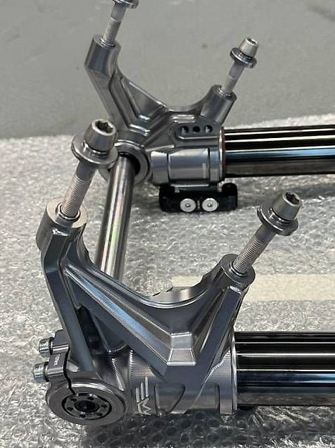 Alle Motorradersatzteile: Fourche Rebuffini Nero 5 – Gebraucht aus Chavannes-de-Bogis von sth_yzd6