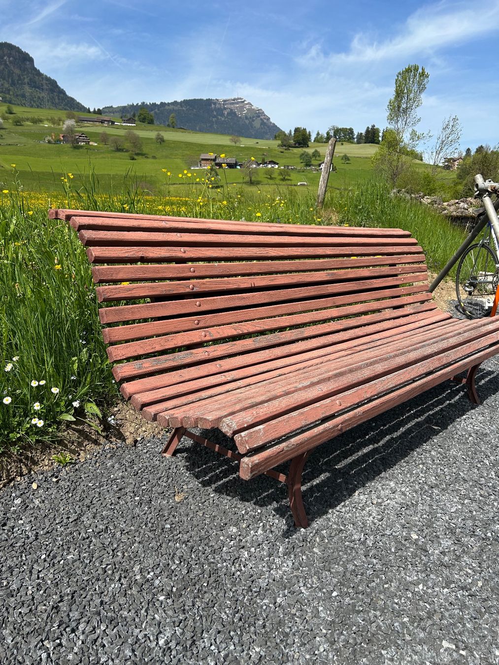 Bänke: Gartenbank super- bequem – Gebraucht aus Goldau von Taburettli_Brocante 1