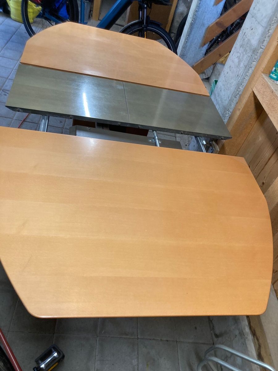 Tables: Tisch – D'occasion à Felsberg par tan_rf6s