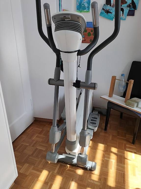 Hometrainer: SEG EM-3236 Crosstrainer – Gebraucht aus Amriswil von cbe_cr6q 3