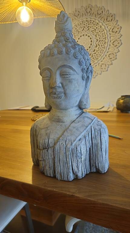 Figuren: Buddha Figur massiv – Gebraucht aus Arbon von Melonie