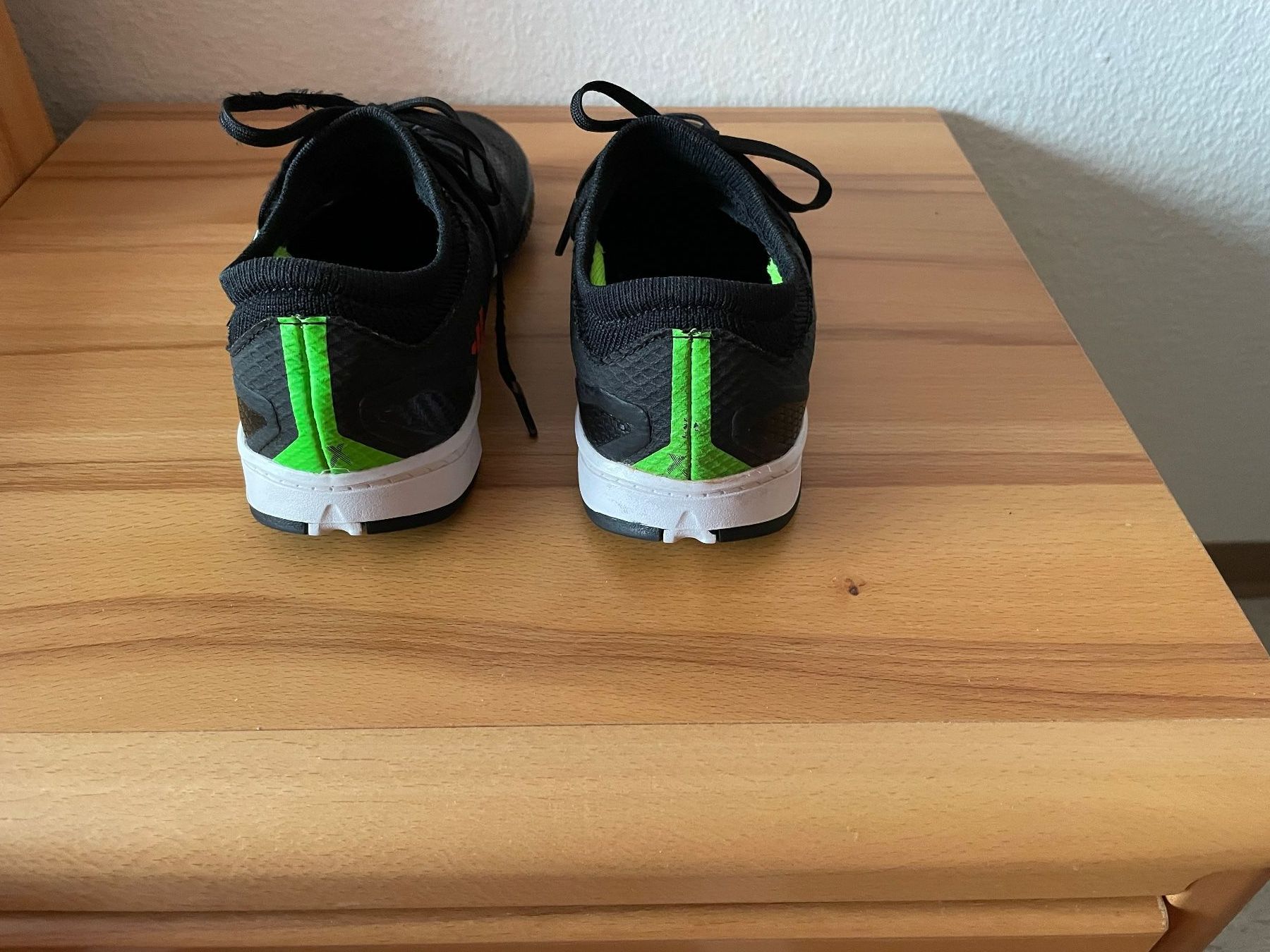Scarpe per ragazzi: Fussballhallenschuhe Adidas Grösse 37 – Usato da Wettingen venduto da lili_66 3