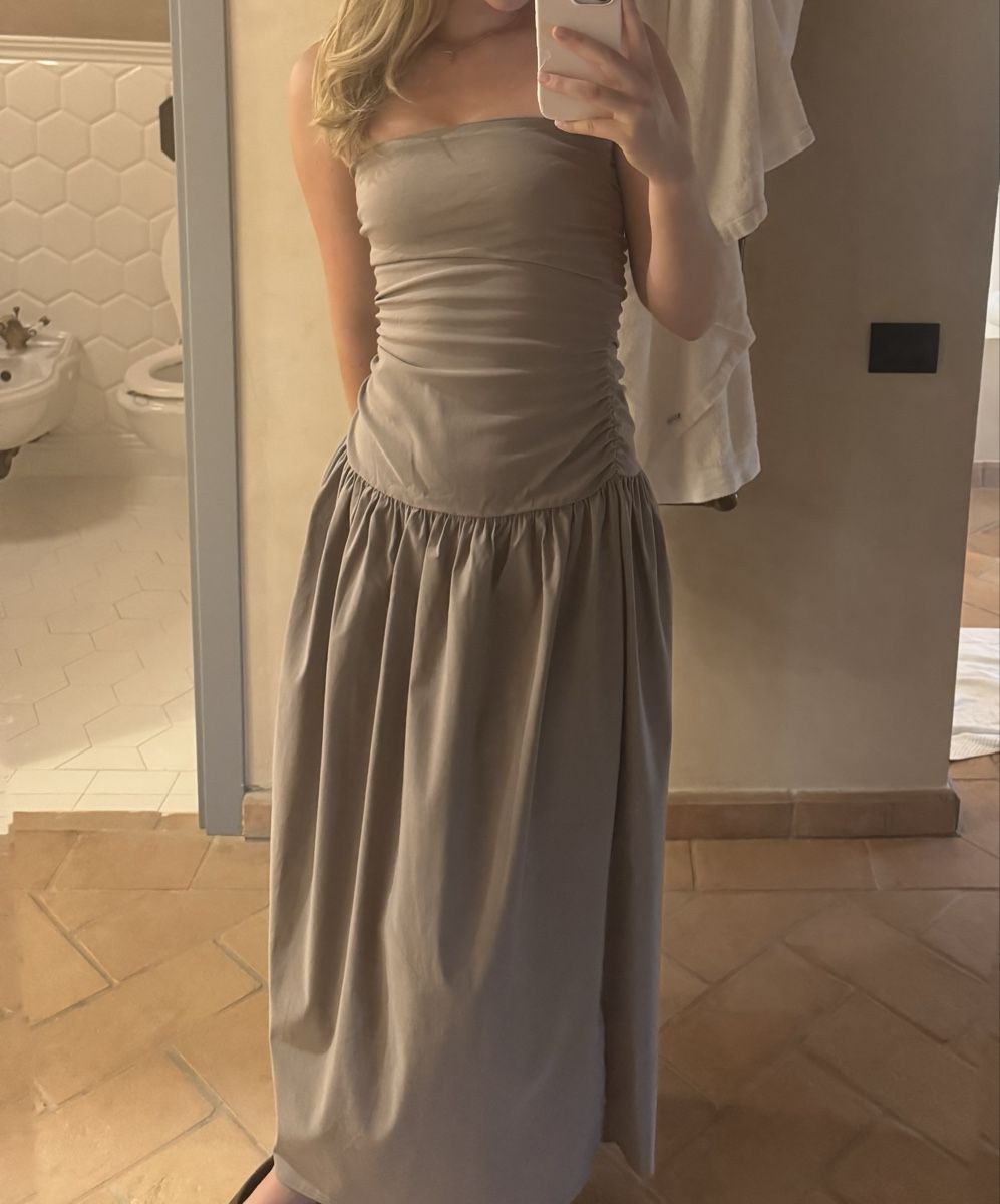 Vestiti: Pretty Little Thing Bandeu Maxi Kleid – Usato da Aathal-Seegräben venduto da mar_k6lw 1