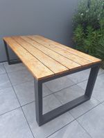 Table de jardin Castle Line bois métal bon état