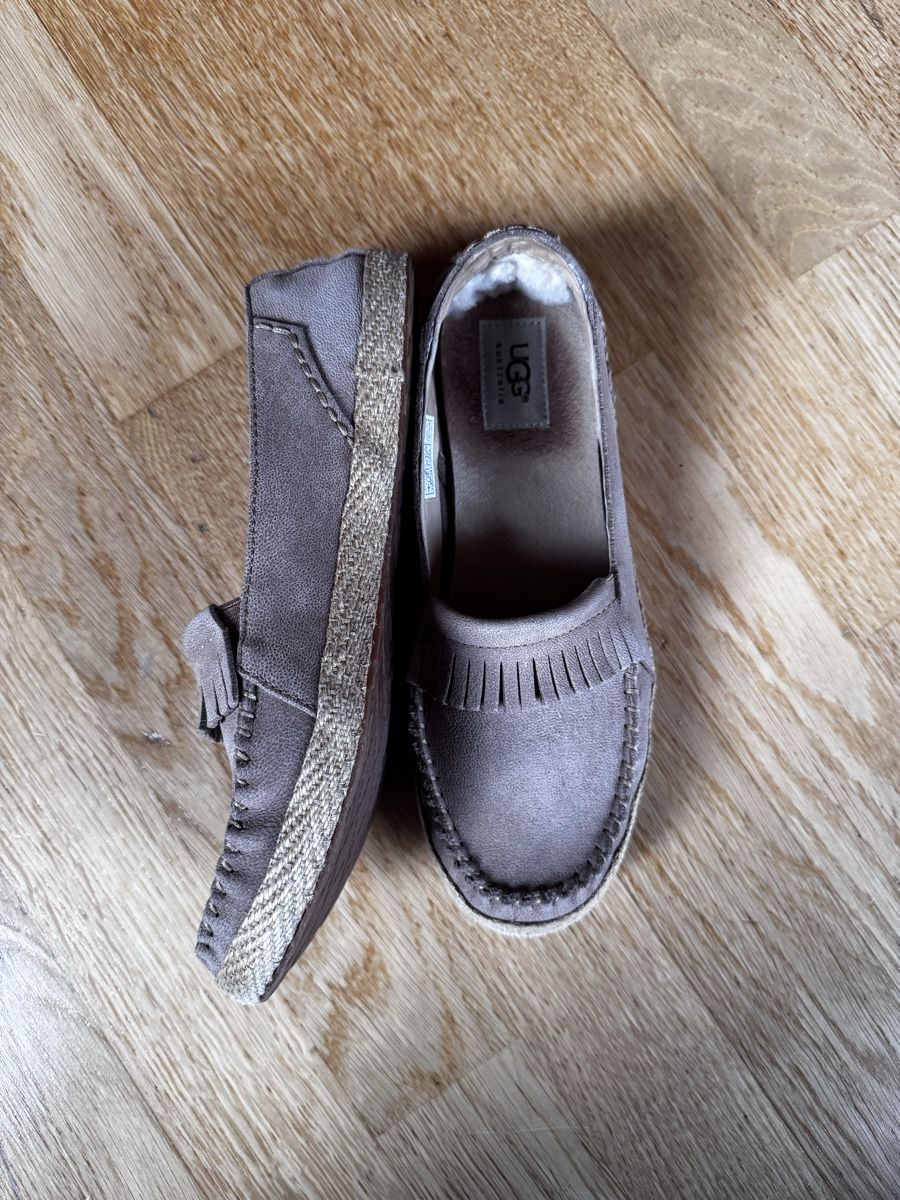 Scarpe da donna: UGG Moccasins Marrah / Schuhe / Grösse 39 – Usato da Hünibach venduto da s.leptir 2